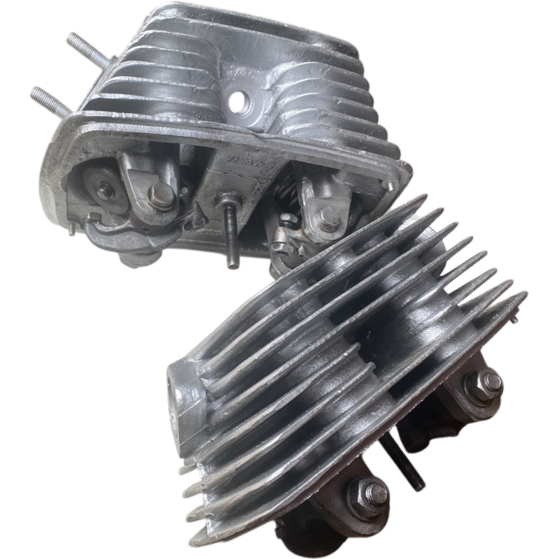 Головки з коромислами( ліва, права) в зборі мотоцикла МТ